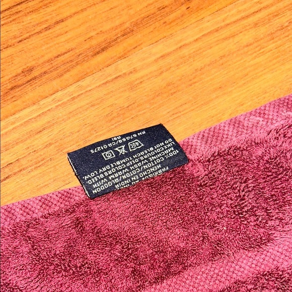 Nautica Burgundy Bath Towel - Picture 3 of 4